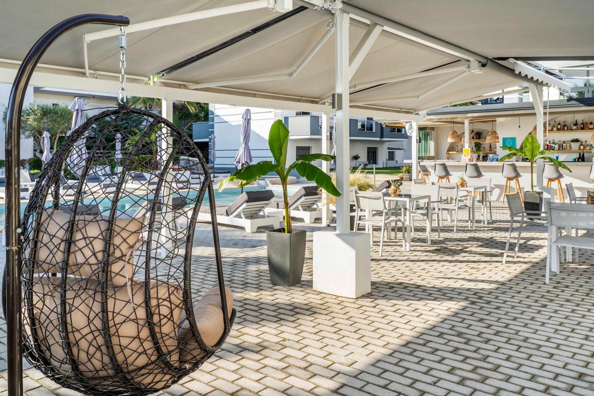 Akritas Hotel 佩科霍里 外观 照片