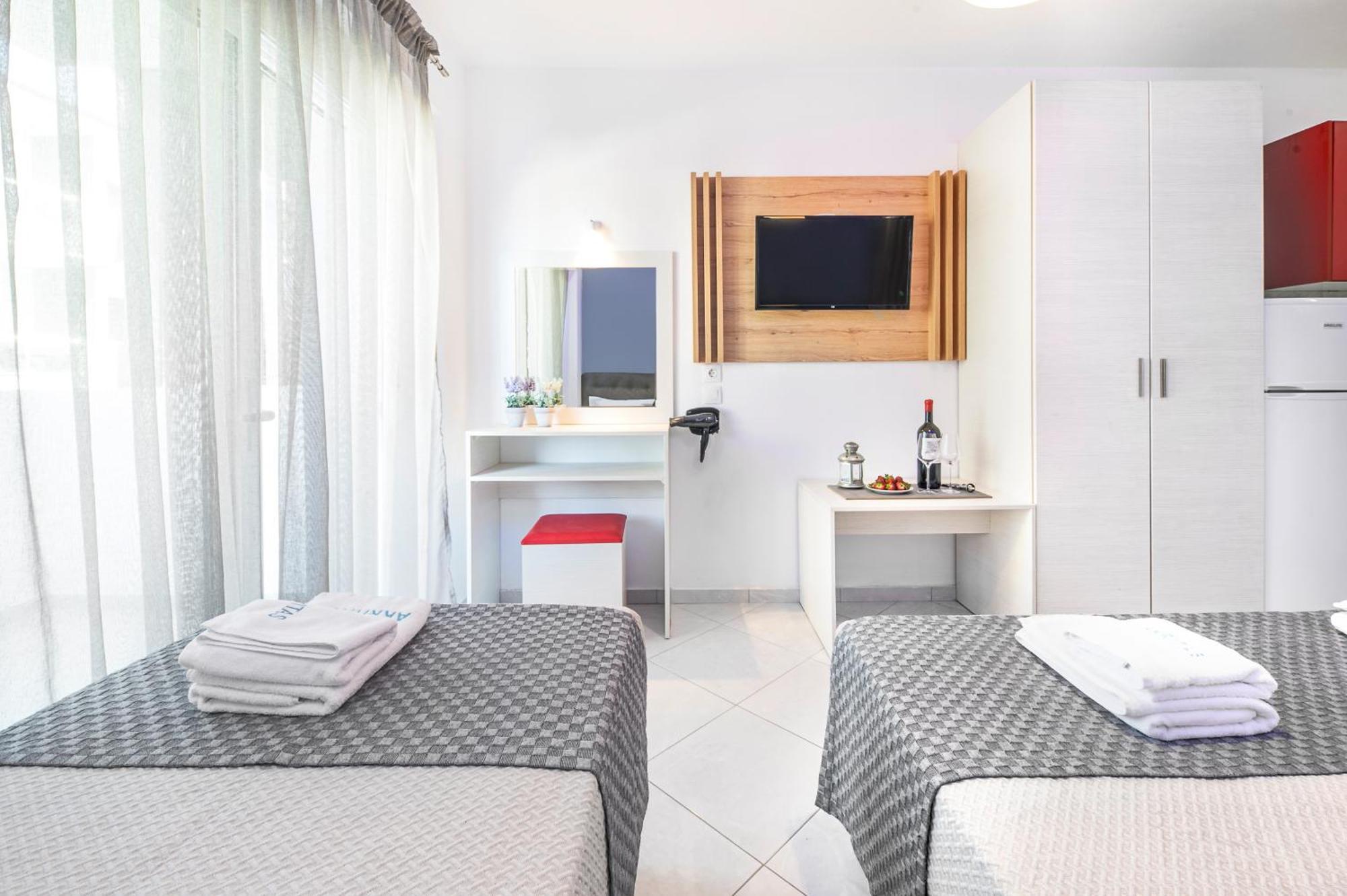 Akritas Hotel 佩科霍里 外观 照片
