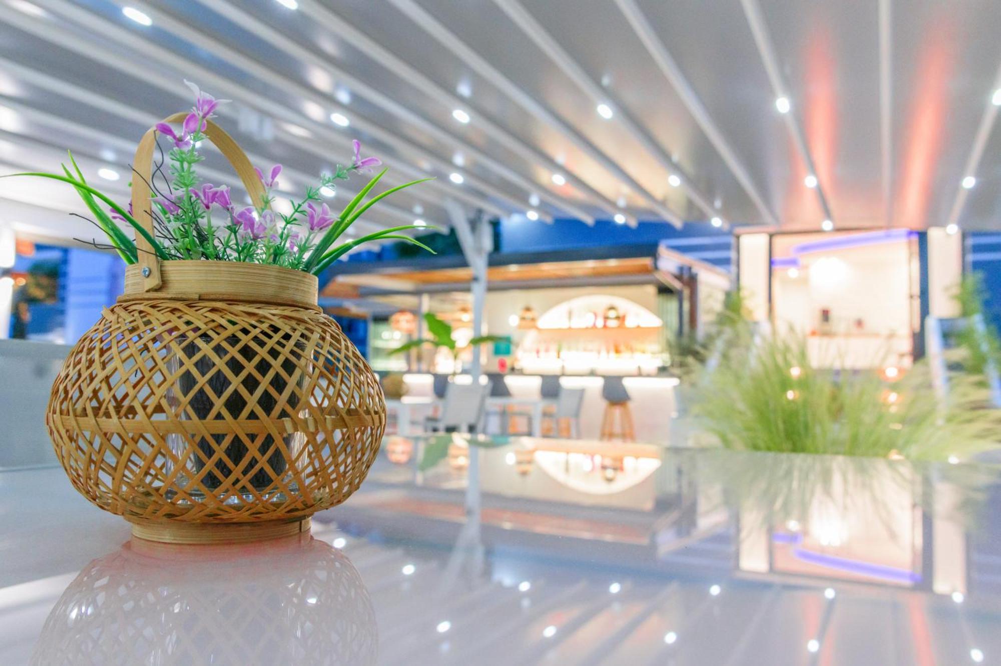 Akritas Hotel 佩科霍里 外观 照片